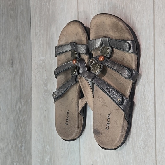 Taos Womens Leather Hook&loop 3 straps Sandals Slide shoes sz 8 - Picture 2 of 10